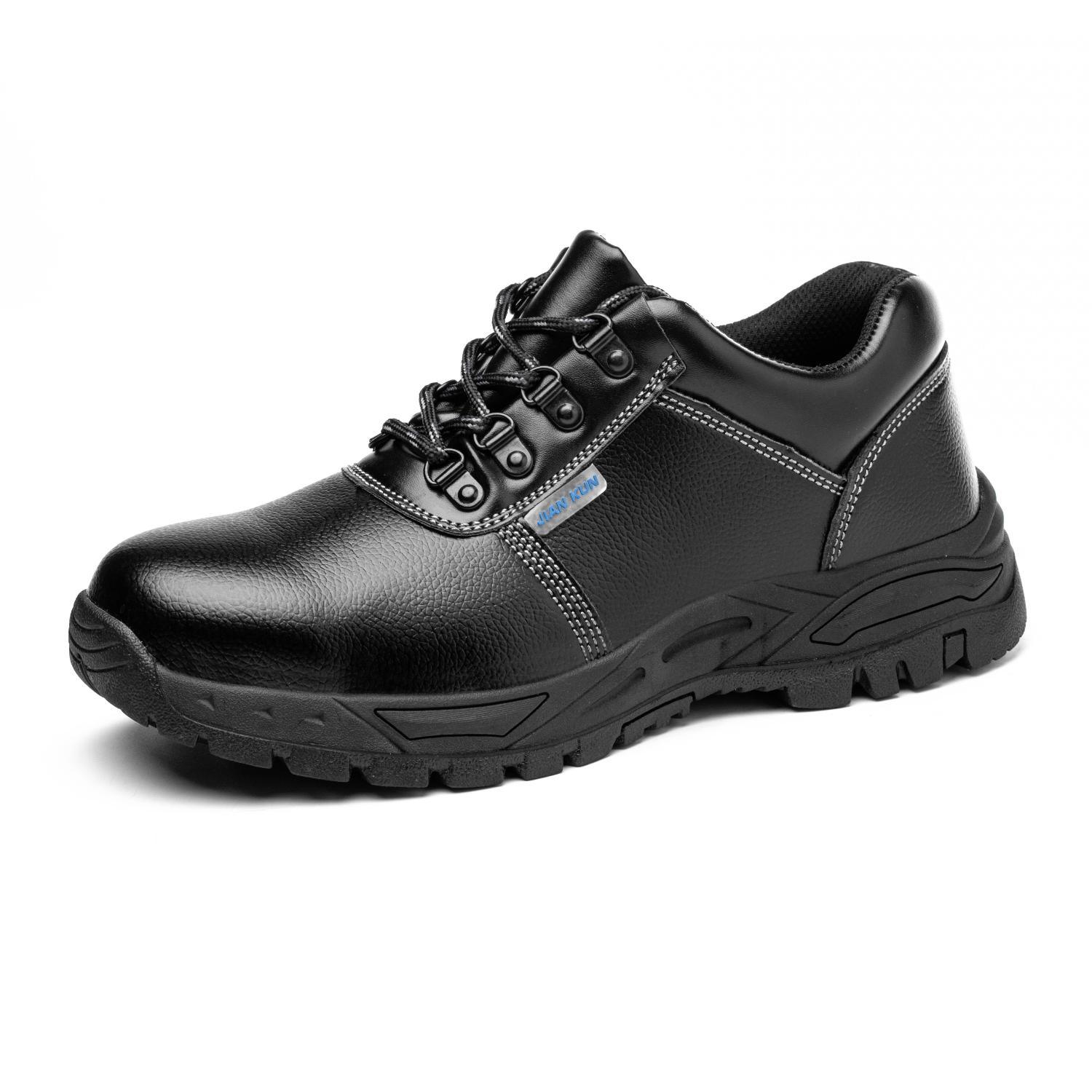 Leather safety footwear having direct moulded rubber sole IS 11226: 1993